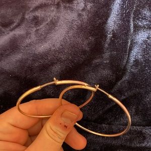 Sliver hoop earrings